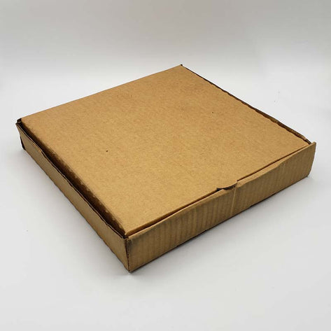 Envase Caja Pizza Blanca Mediana 25 x 25 cm. - Pack 50 und CPIZZA25R71*